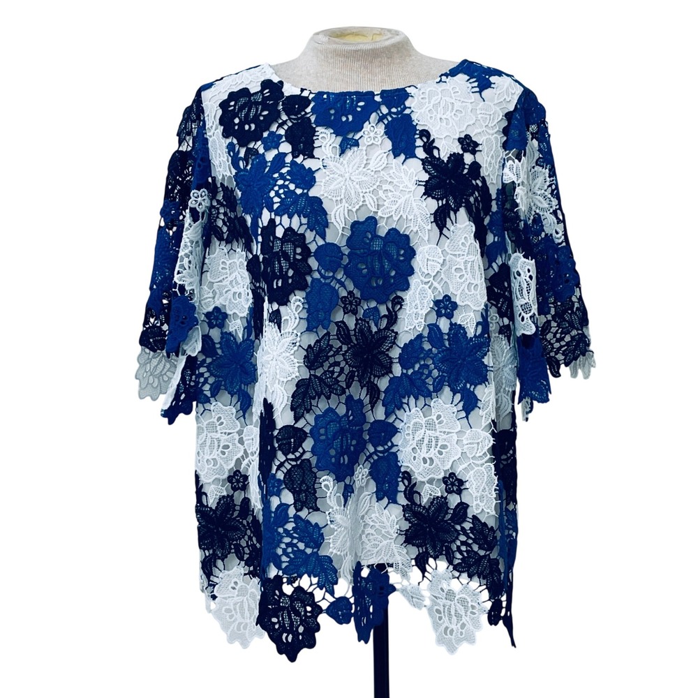Chicos Floral Lace Top Navy Blue White Size 2 L Mesh Lined Blouse